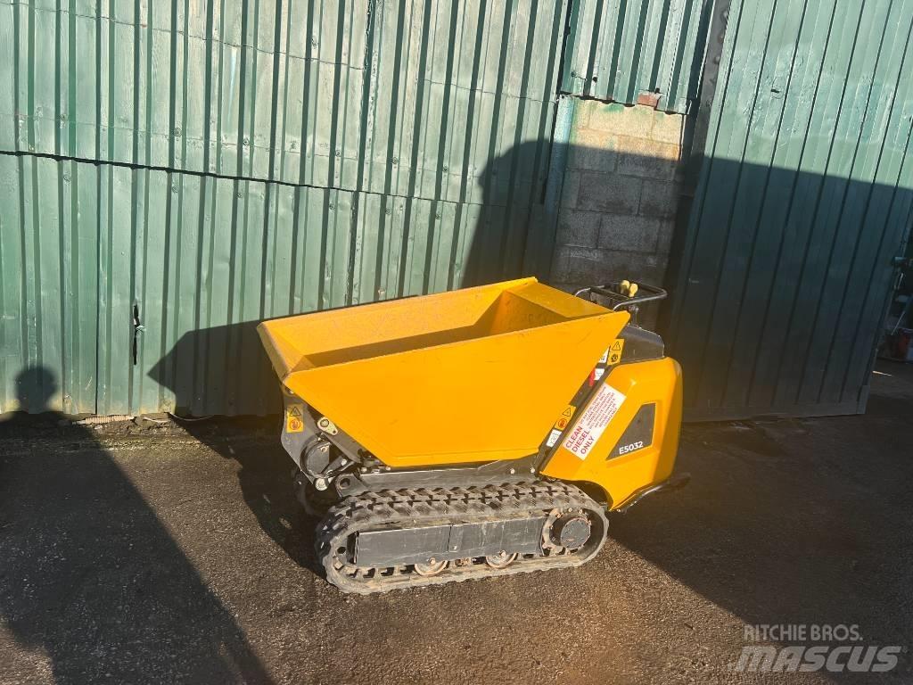 JCB HT D5 キャリアダンプ