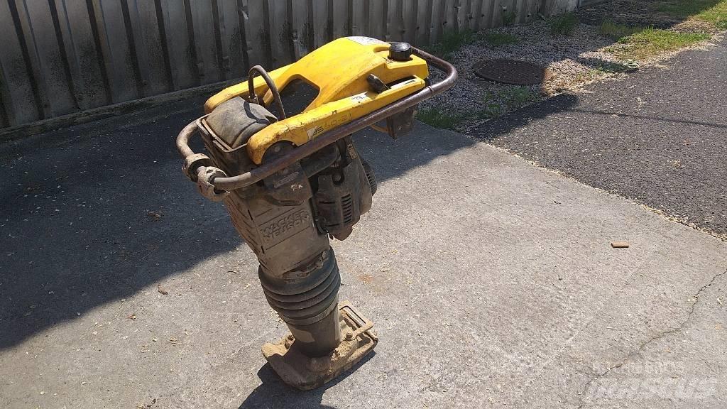 WACKER BS 60-2 タンパ/転圧バイブレータ