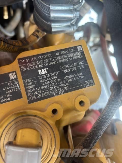 CAT 906 ホイールローダー・タイヤショベル