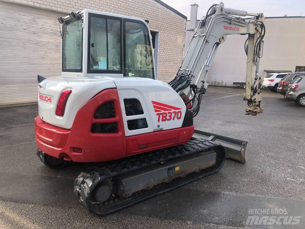 Takeuchi TB 370 中型油圧ショベル 7ｔ-12ｔ（ユンボ・パワーショベル・バックホー）