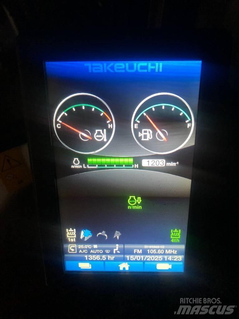 Takeuchi TB 370 中型油圧ショベル 7ｔ-12ｔ（ユンボ・パワーショベル・バックホー）