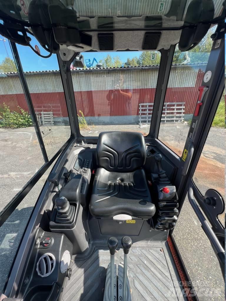 Volvo EC 18 E ミニ油圧ショベル 7t以下（ミニユンボ・ミニディガー）