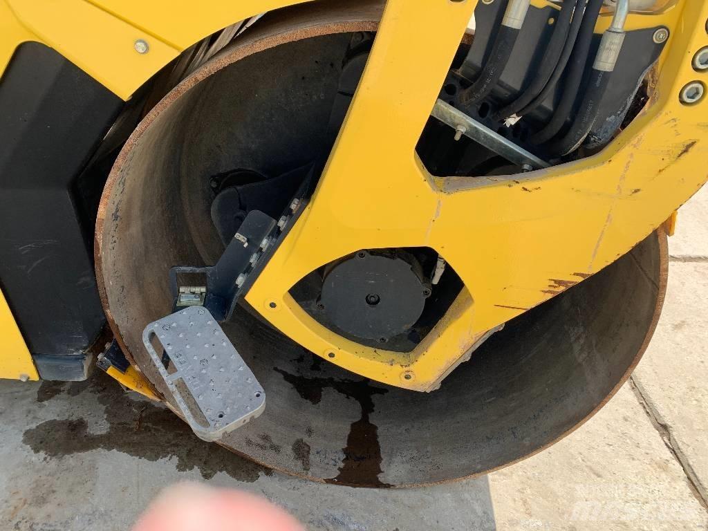 Bomag BW 161 ADO-5 タンデムローラ