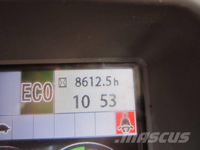 Hitachi ZX 135 大型油圧ショベル12t以上（パワーショベル・ユンボ）