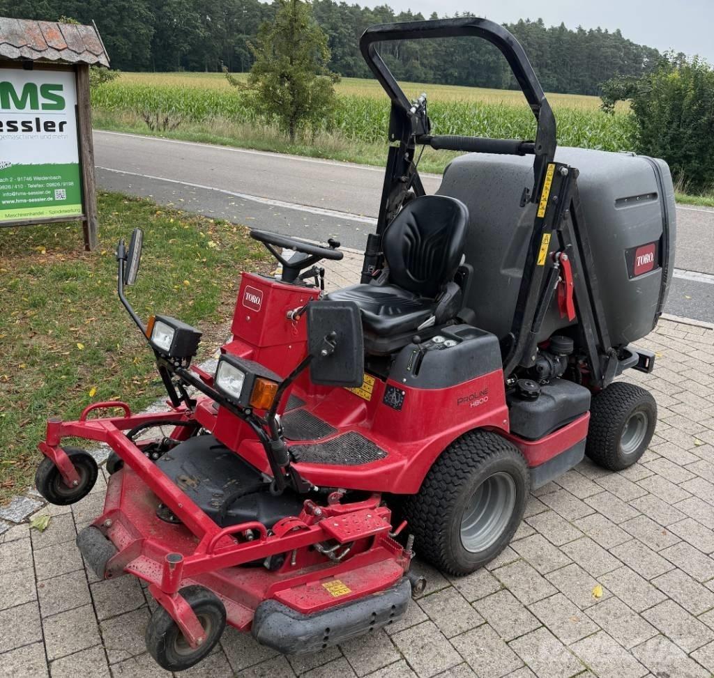 Toro PRO Line H 800 立ち乗り芝刈り機
