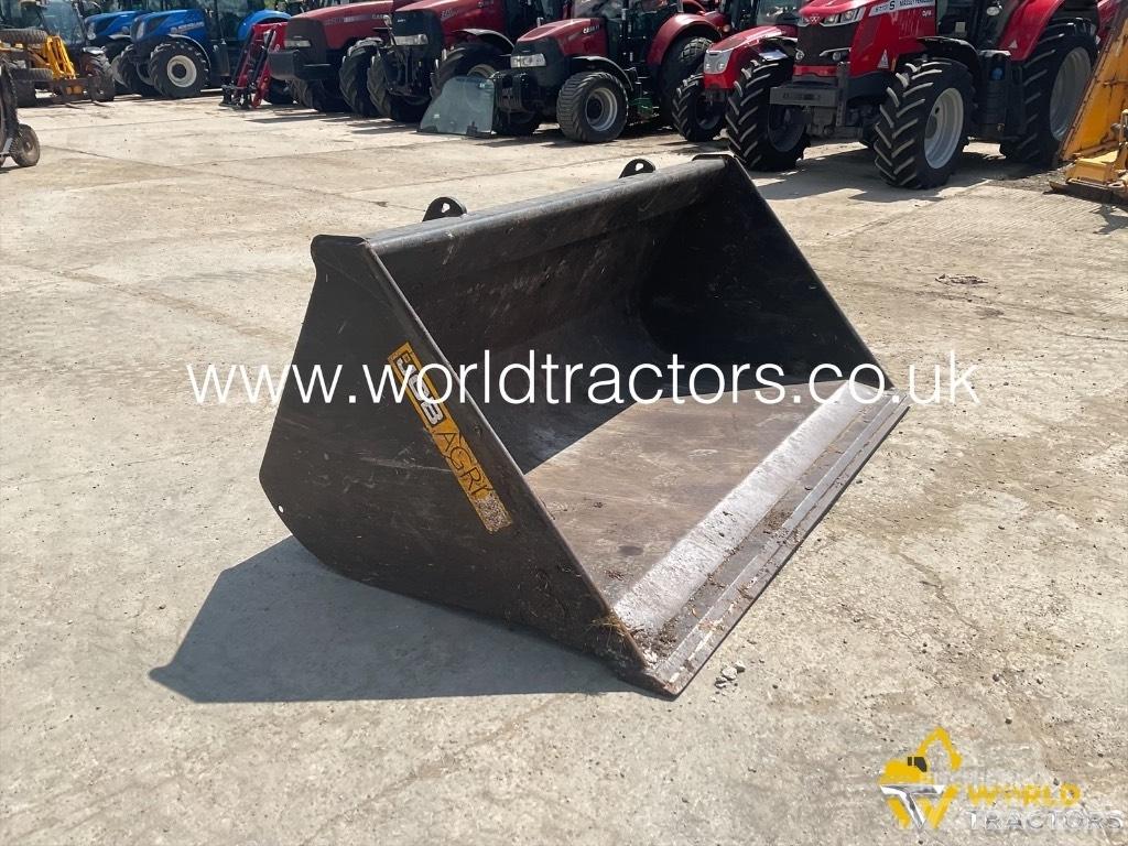 JCB Agri Bucket サイト　ダンプ
