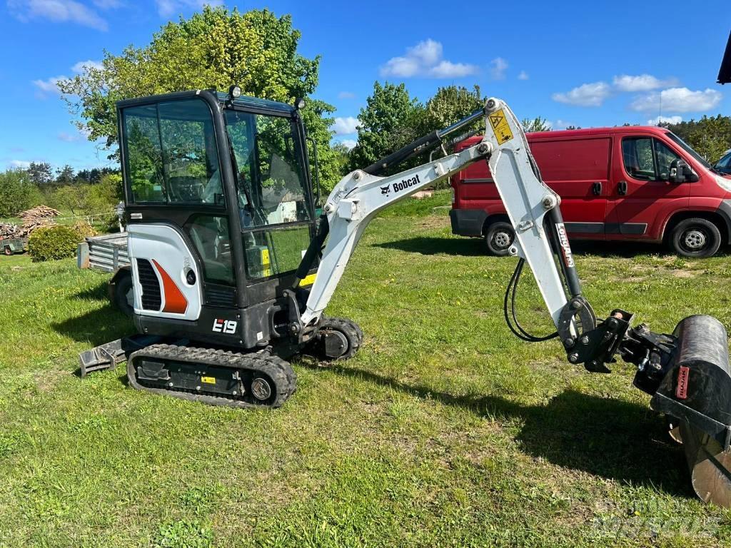 Bobcat E 19 ミニ油圧ショベル 7t以下（ミニユンボ・ミニディガー）