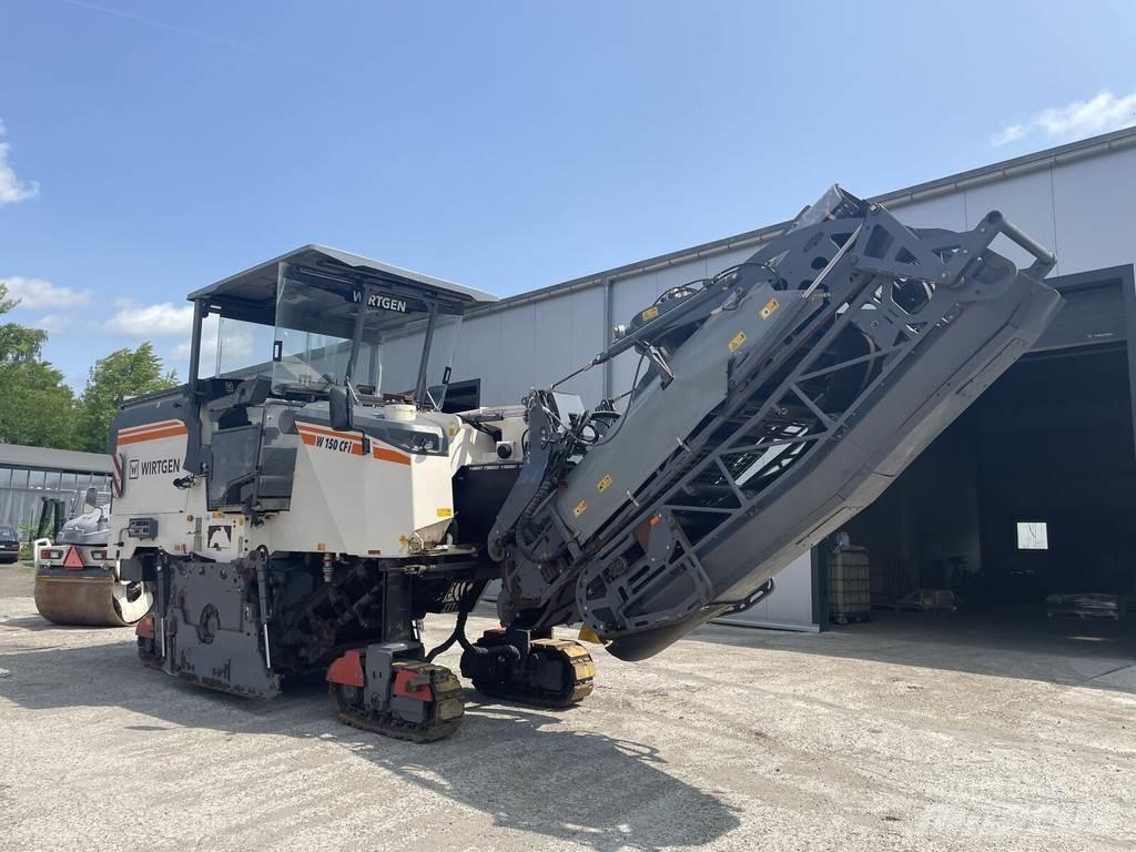 Wirtgen W150CFi アスファルトコールドミリングマシーン