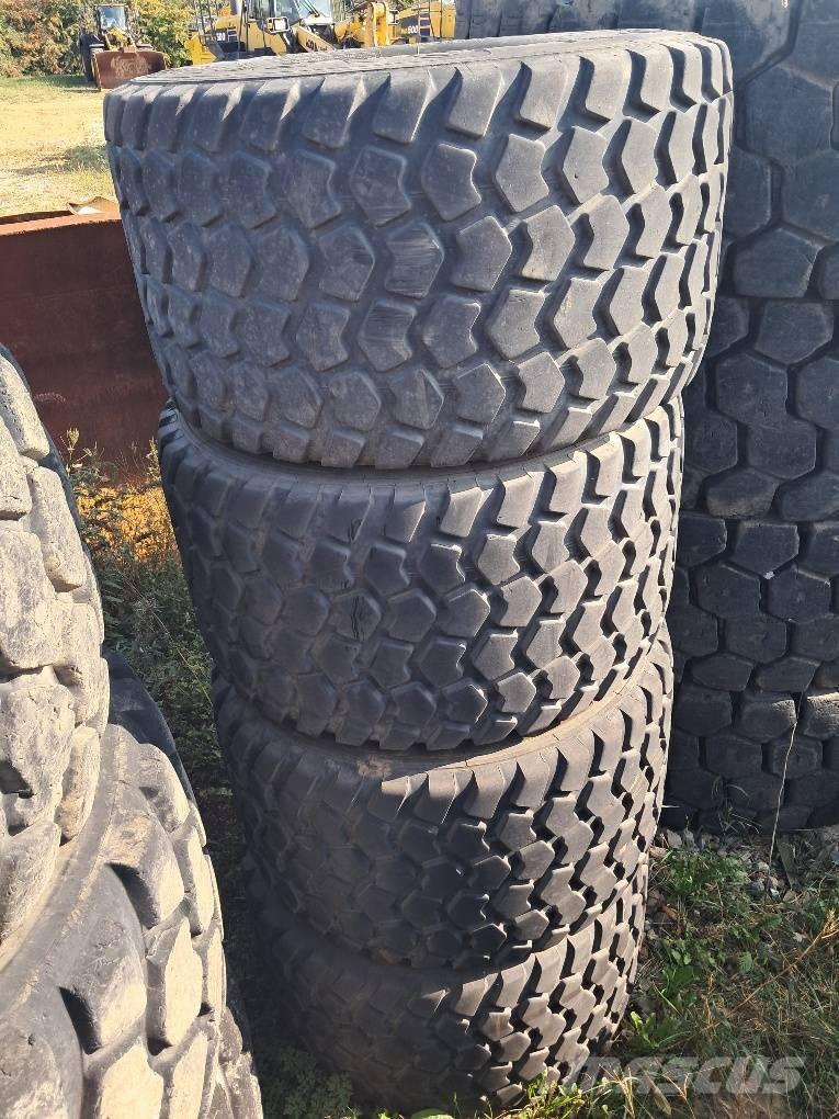 Aeolus 600/50R22.5 タイヤ、ホイル、リム