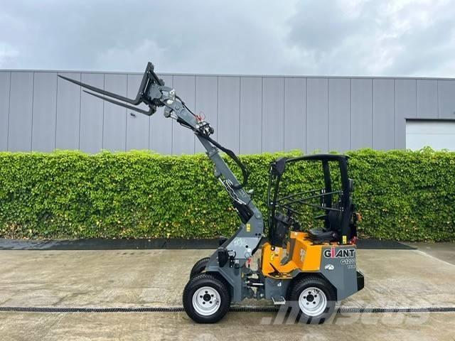 GiANT G 1200 TELE ホイールローダー・タイヤショベル