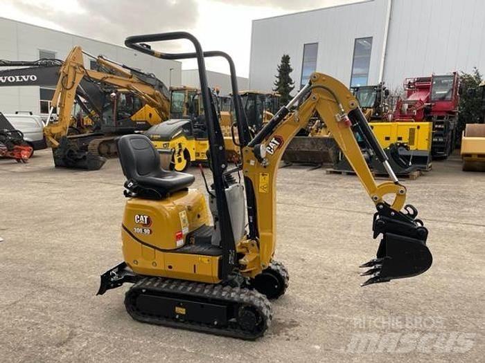 CAT 300.9D ミニ油圧ショベル 7t以下（ミニユンボ・ミニディガー）