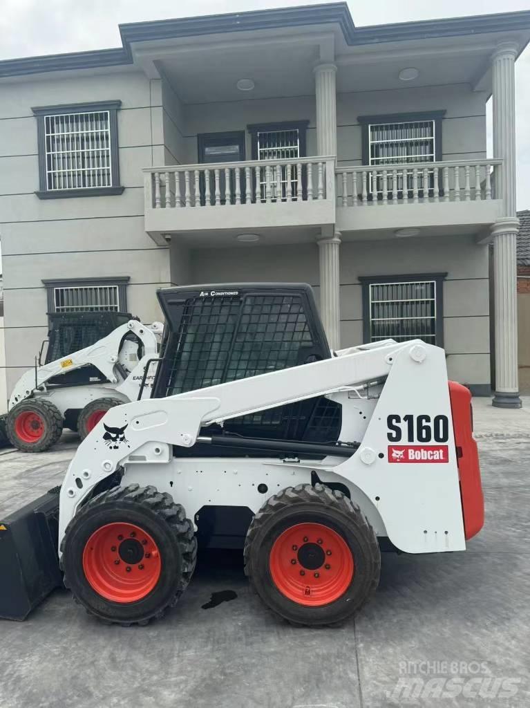 Bobcat S 160 スキッドステアローダー