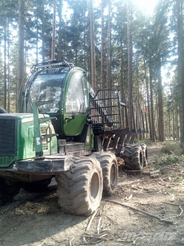 John Deere 1010 E フォワーダー