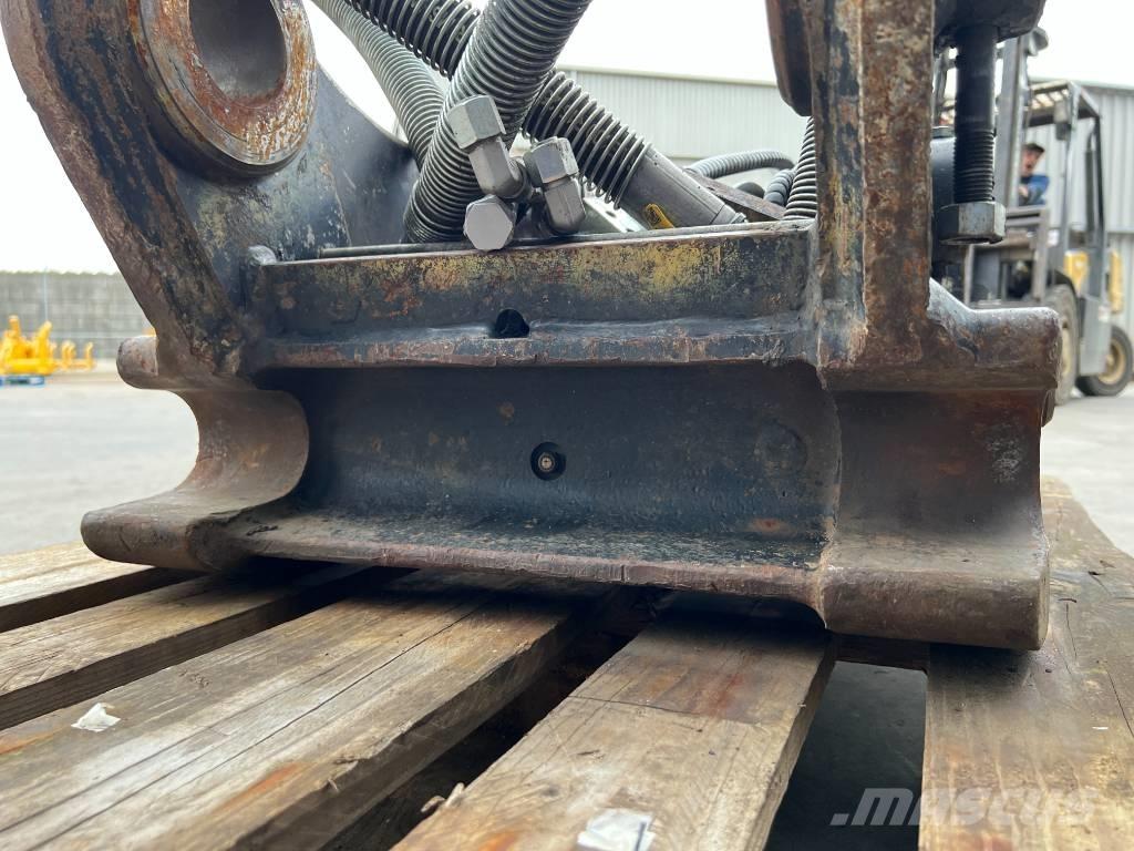 OilQuick OQ70/55 クイックヒッチ