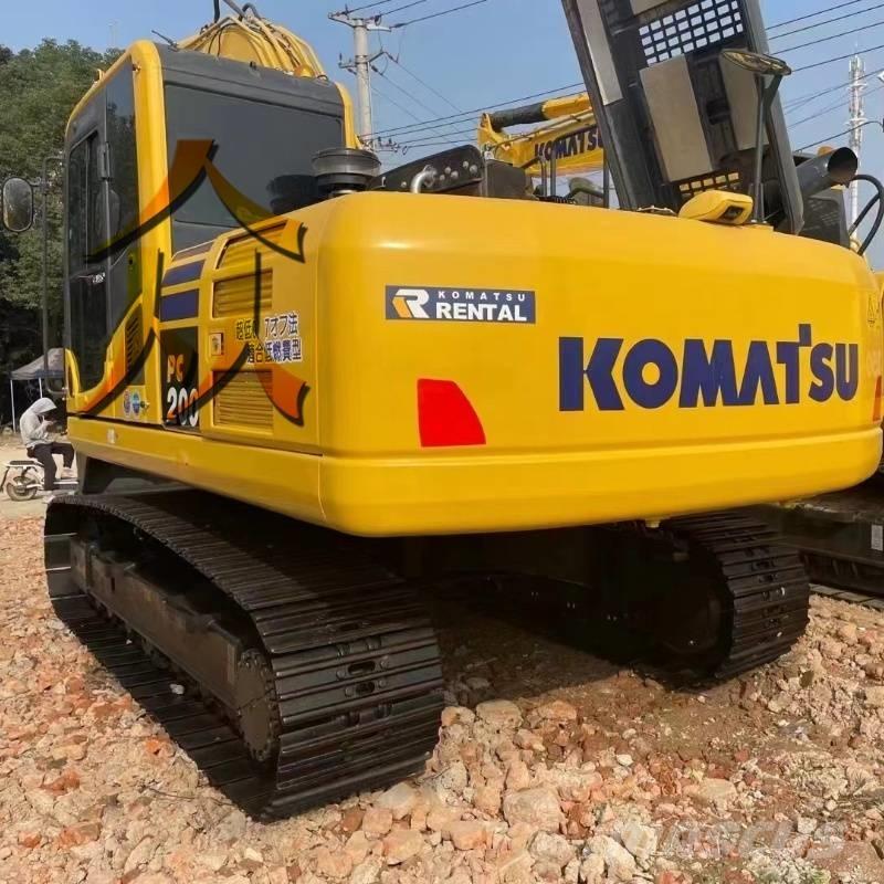 Komatsu PC 200 大型油圧ショベル12t以上（パワーショベル・ユンボ）
