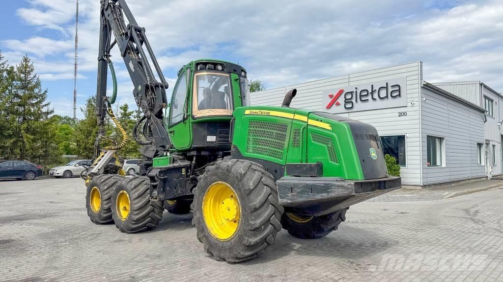 John Deere 1170 E ハーベスター
