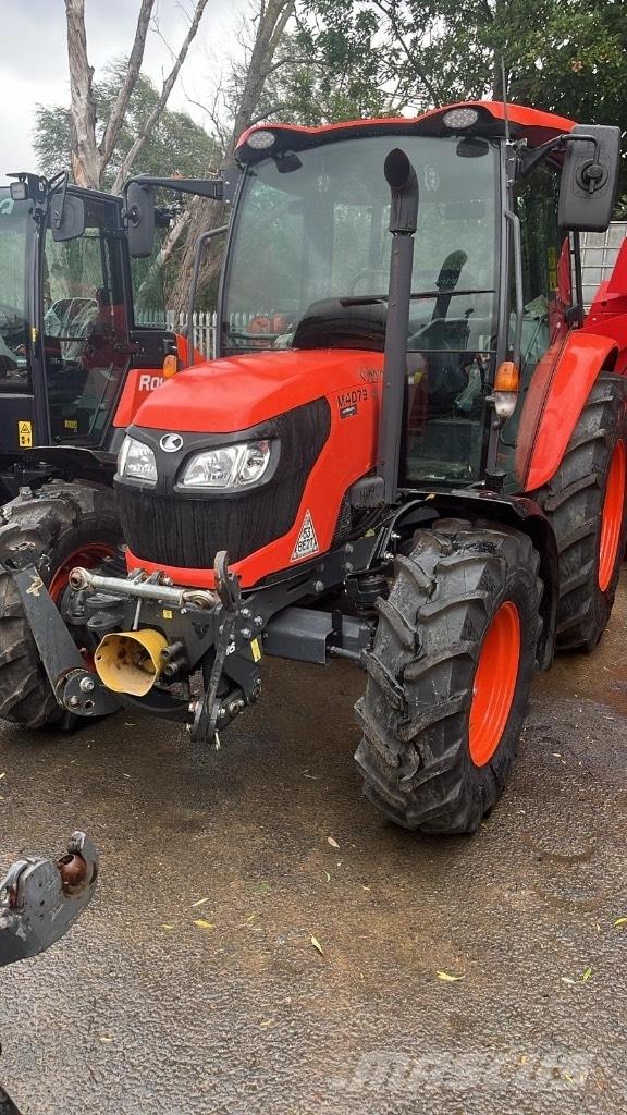 Kubota M 4073 トラクター
