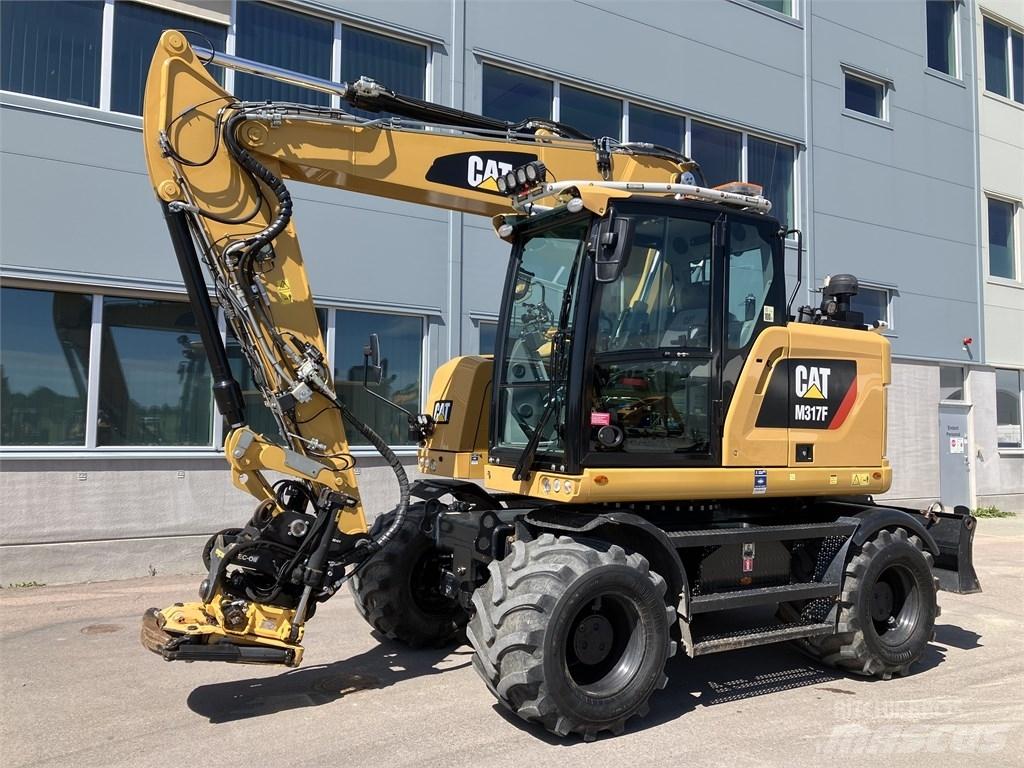 CAT 317 F ホイール式油圧ショベル（パワーショベル・ユンボ・バックホー）