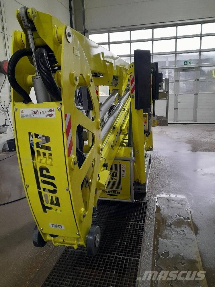 Teupen Leo 18 GT + 小型自走式ブームリフト