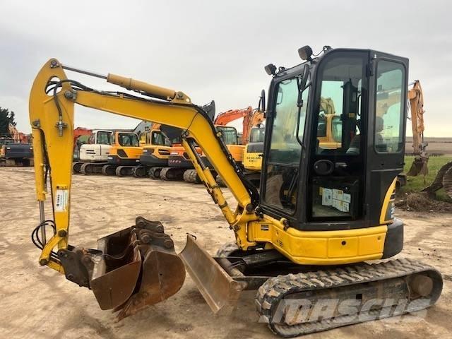 Komatsu PC 26 MR-3 ミニ油圧ショベル 7t以下（ミニユンボ・ミニディガー）