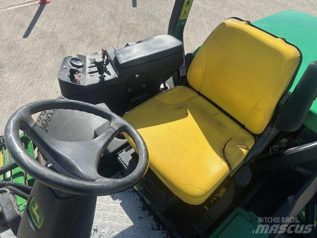John Deere 3235C フェアウェイモア/芝刈り機