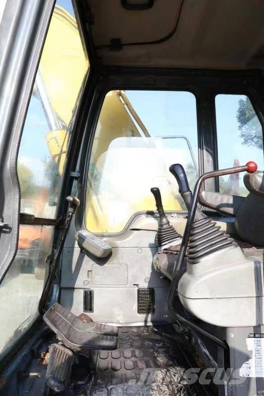 Komatsu PC 120-6E ミニ油圧ショベル 7t以下（ミニユンボ・ミニディガー）