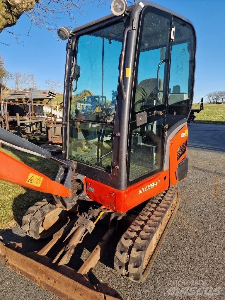 Kubota KX 019-4 ミニ油圧ショベル 7t以下（ミニユンボ・ミニディガー）