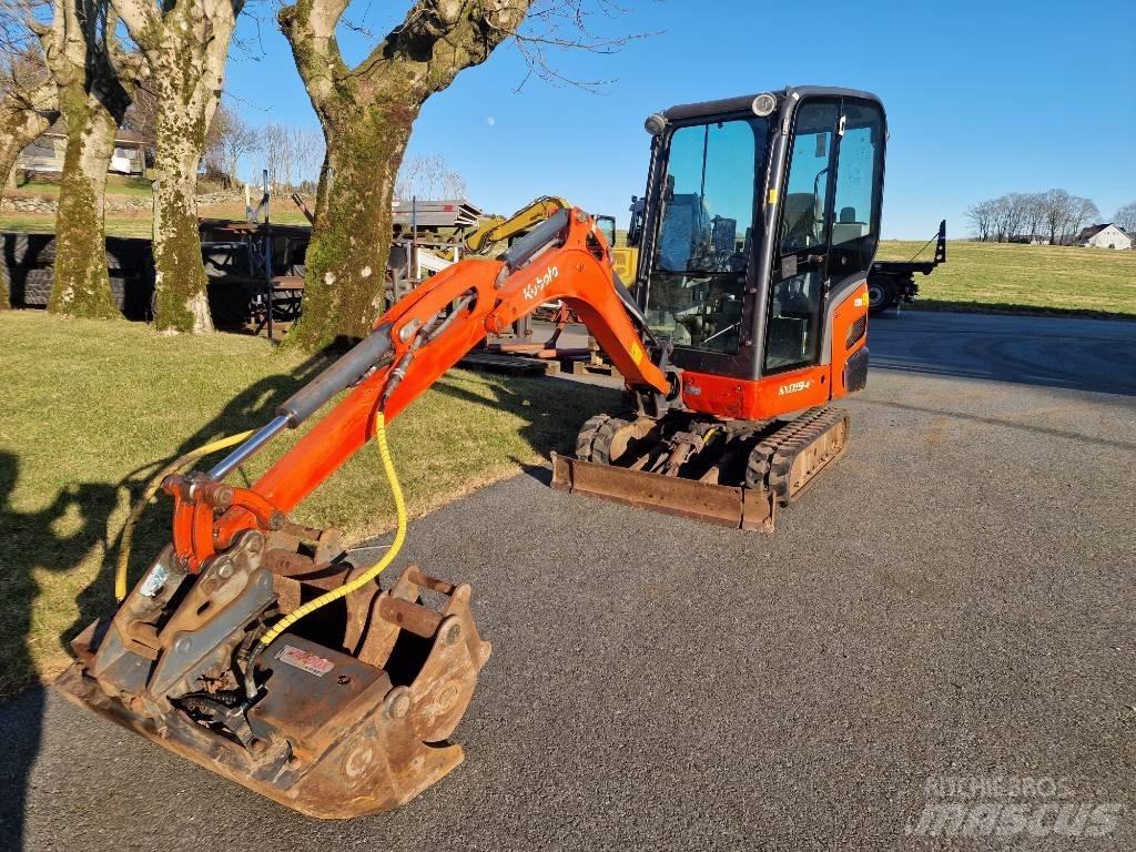 Kubota KX 019-4 ミニ油圧ショベル 7t以下（ミニユンボ・ミニディガー）