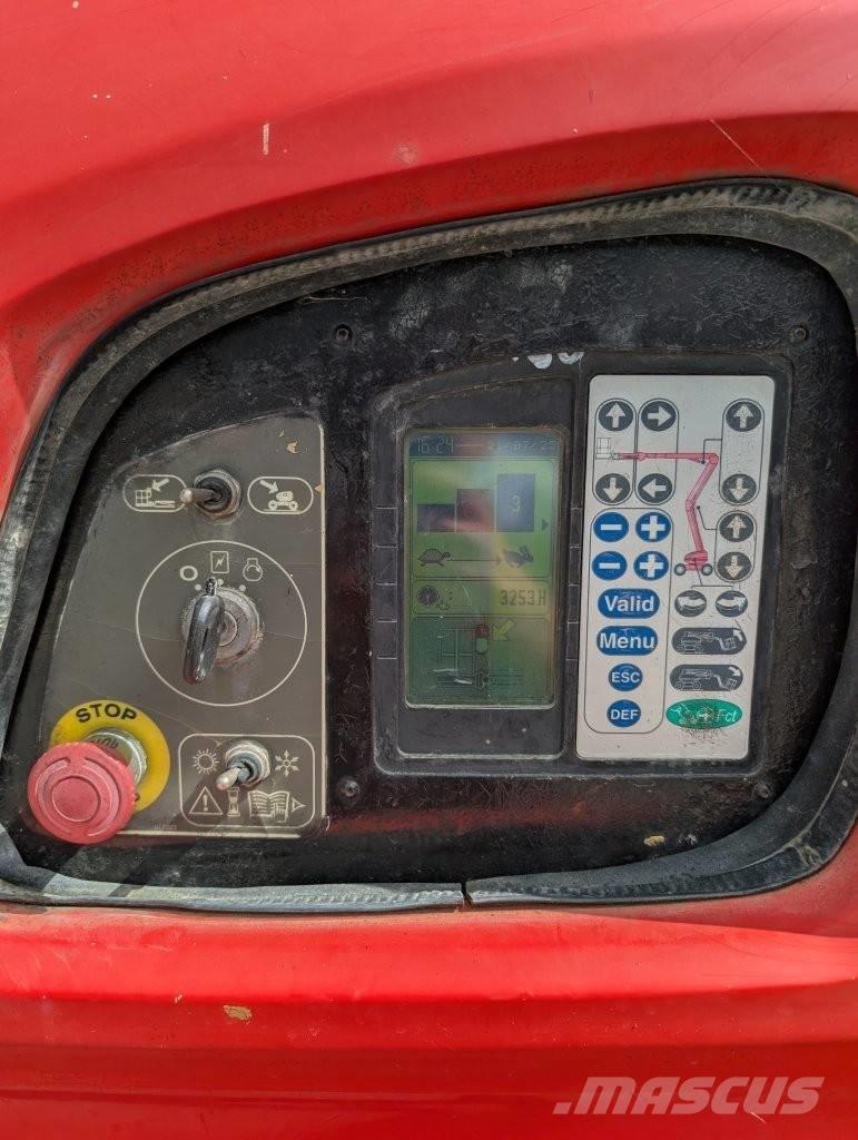 Manitou 160 ATJ ブームリフト　屈伸型