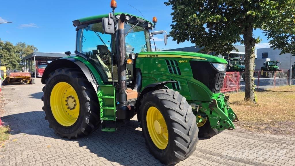 John Deere 6190 R トラクター