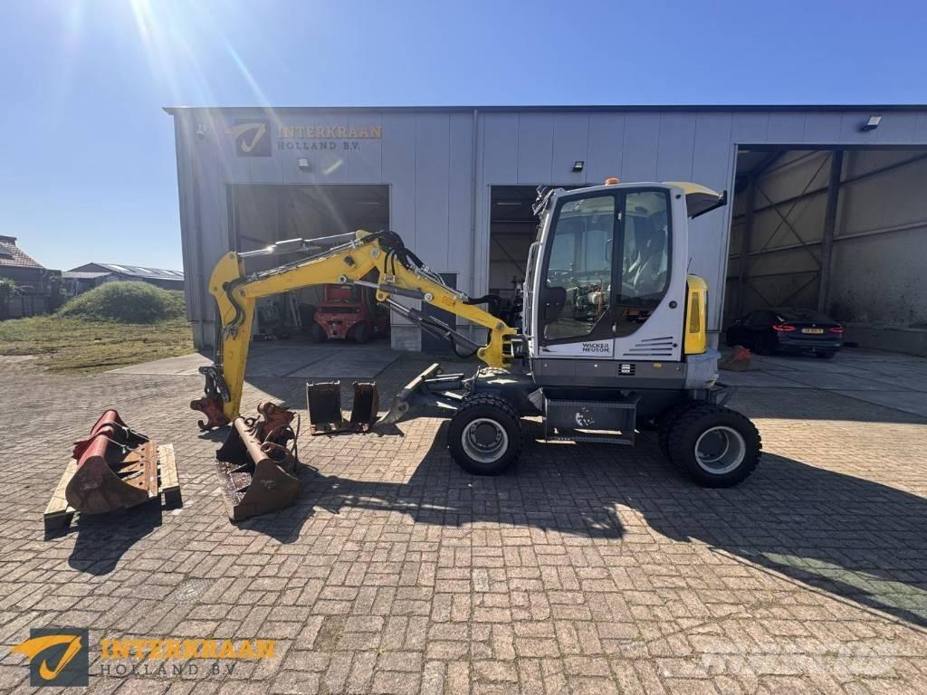 Wacker Neuson EW 65 ホイール式油圧ショベル（パワーショベル・ユンボ・バックホー）