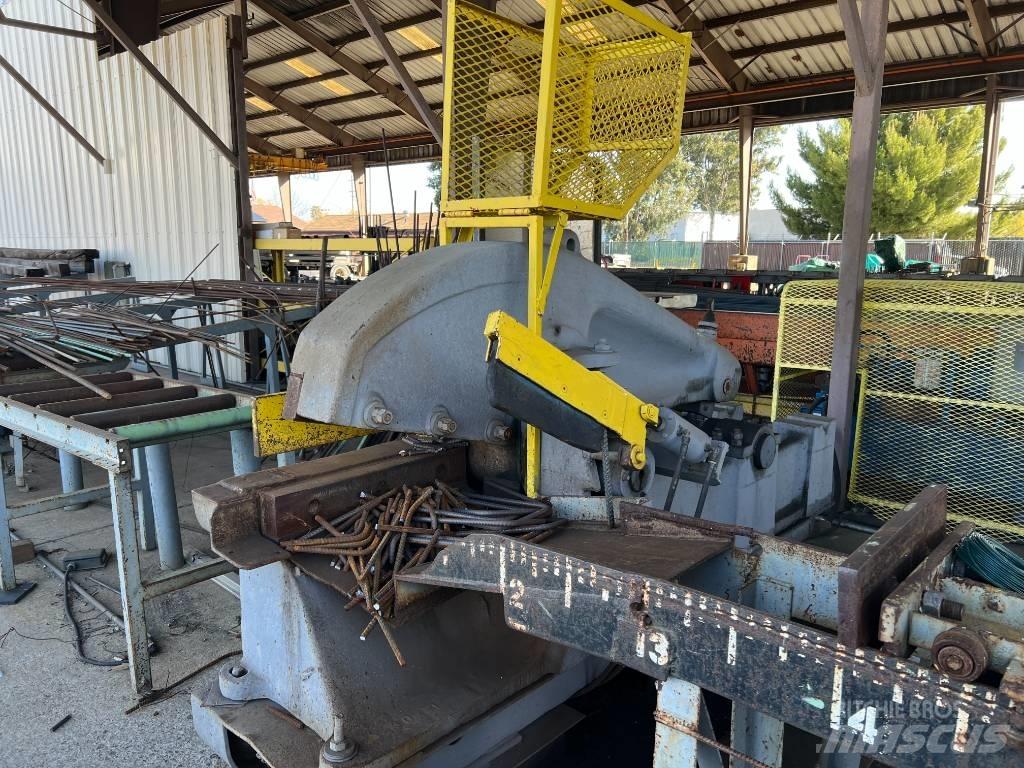 MILWAUKEE Shear   No. 2 廃棄物／工業産廃処理機