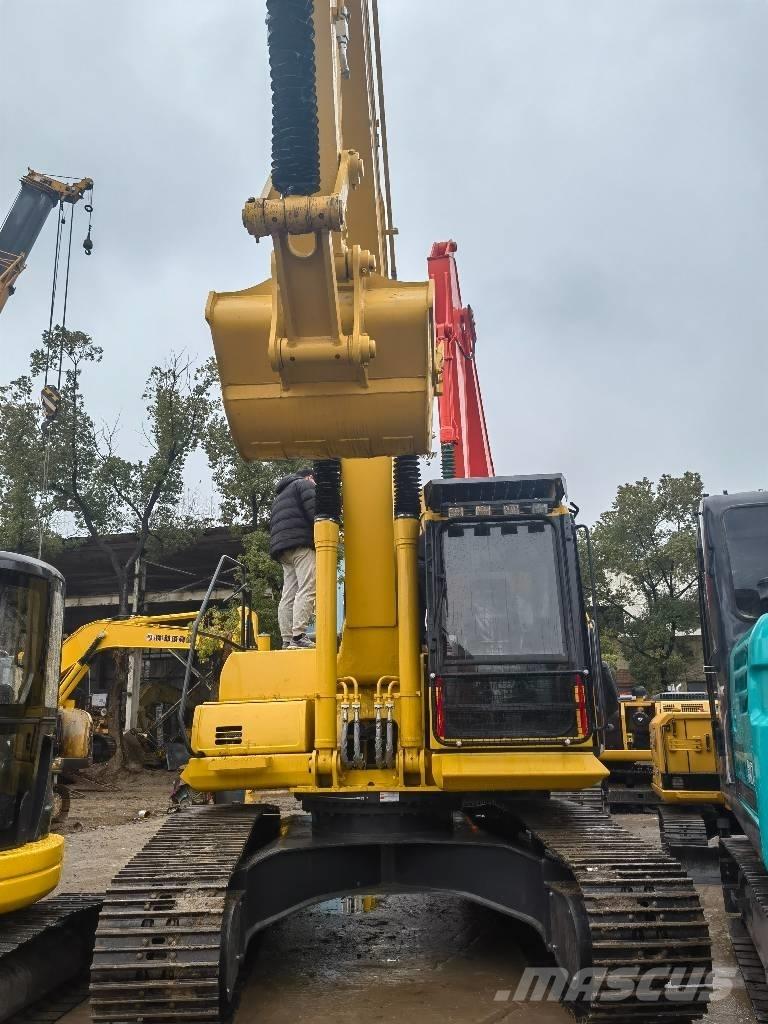 Komatsu PC 220-8 大型油圧ショベル12t以上（パワーショベル・ユンボ）