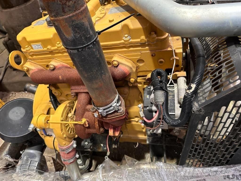 CAT C4.4 エンジン