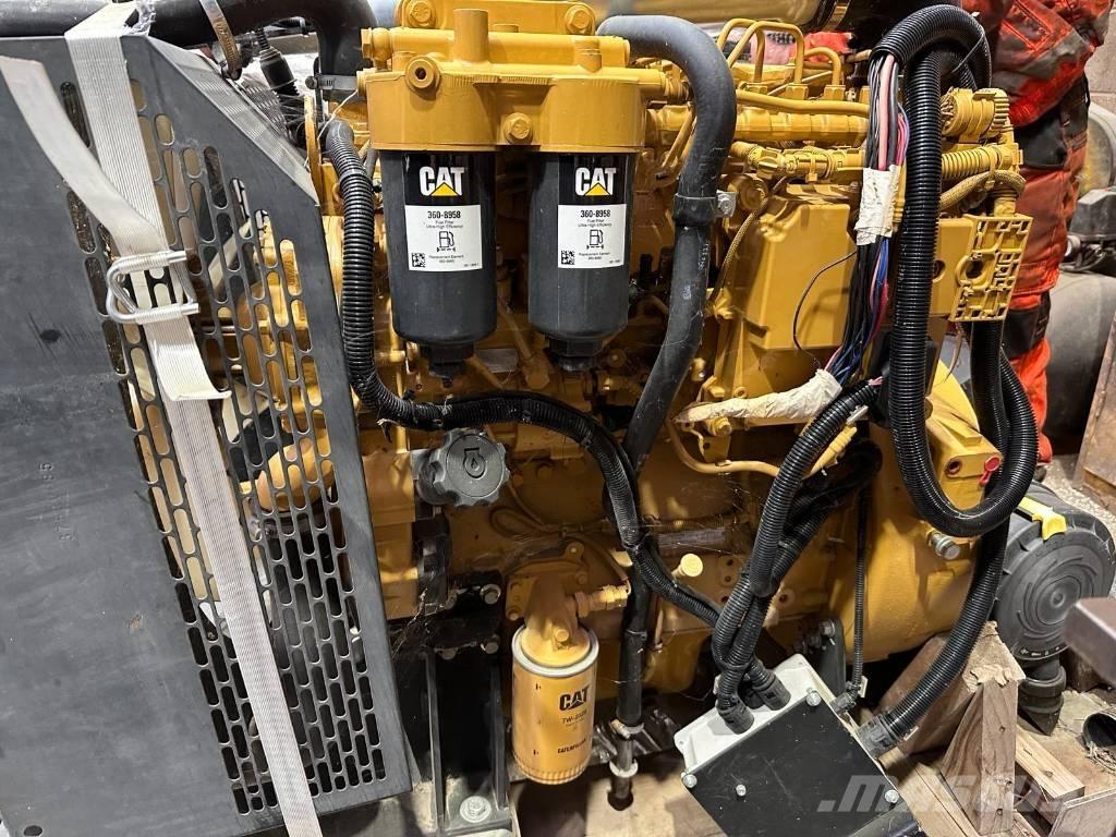 CAT C4.4 エンジン
