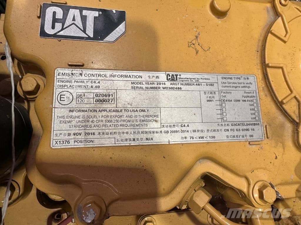 CAT C4.4 エンジン