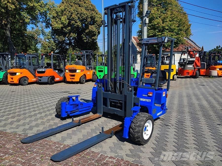 Moffett M3 20.4 トラック積載用フォークリフト