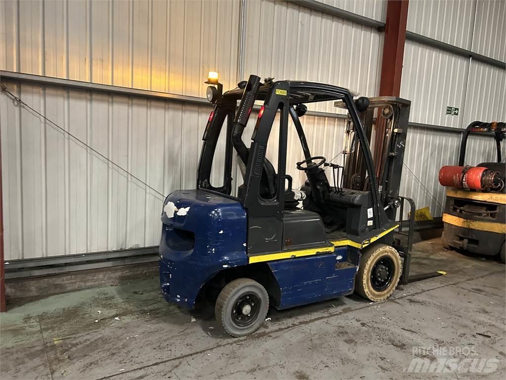 Nissan Y1D2A25Q ディーゼル・軽油