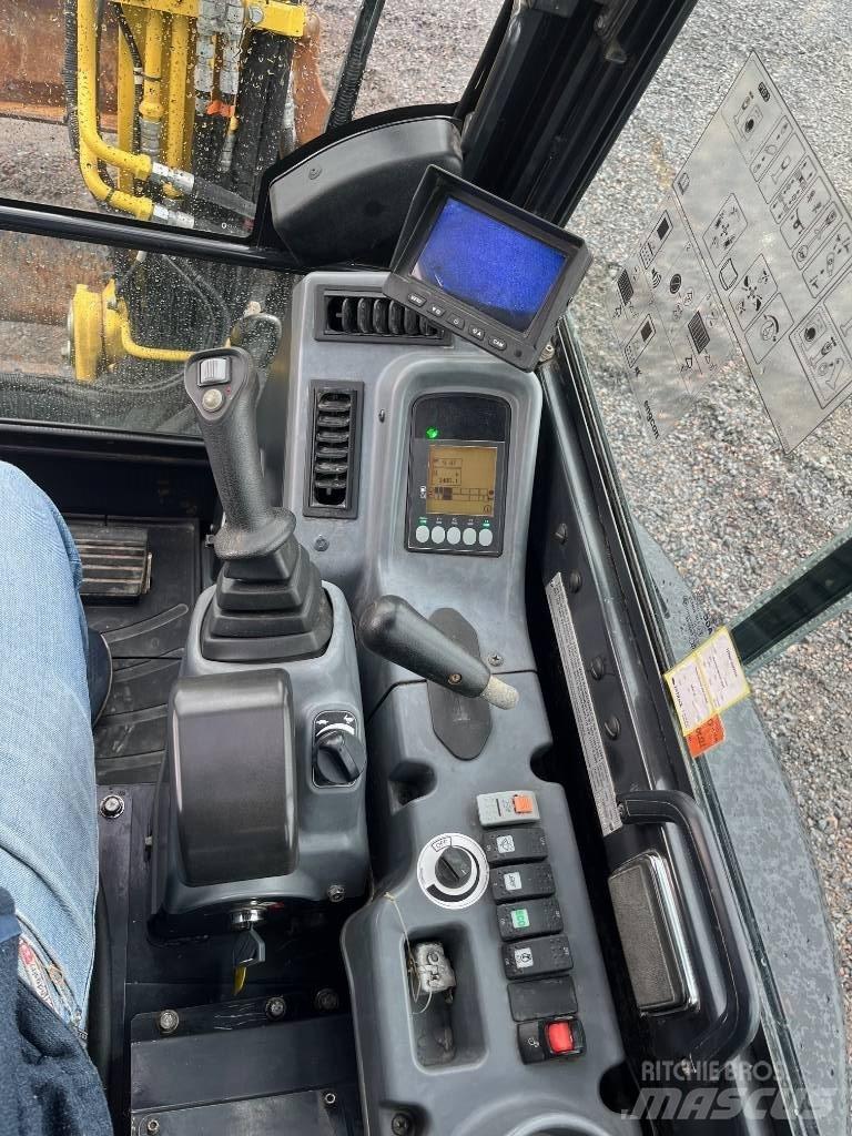 Yanmar Vio 38 ミニ油圧ショベル 7t以下（ミニユンボ・ミニディガー）