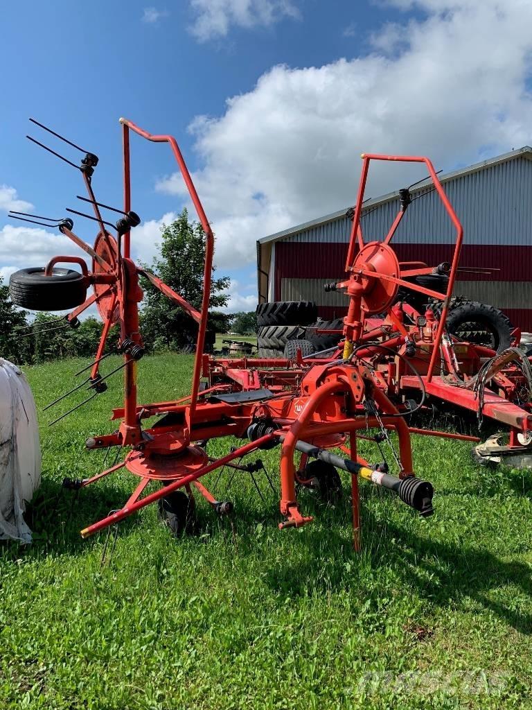 Kuhn GF 502 テッダー・テッダーレーキ