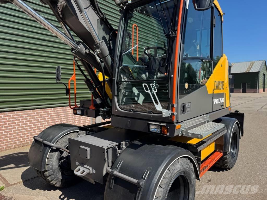 Volvo EWR 130 E ホイールローダー・タイヤショベル