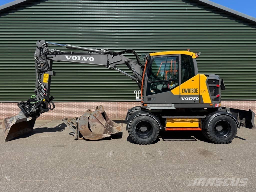 Volvo EWR 130 E ホイールローダー・タイヤショベル