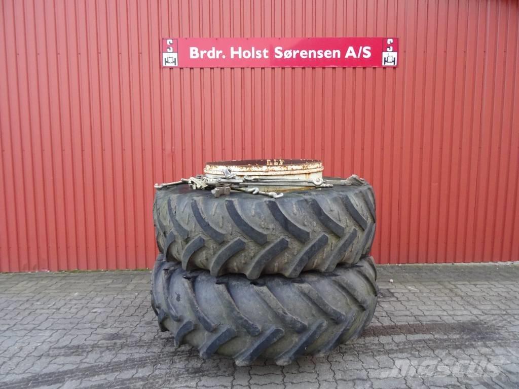  Tvillinghjul 20.8-38 タイヤ、ホイル、リム