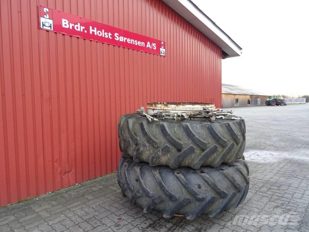  Tvillinghjul 20.8-38 タイヤ、ホイル、リム