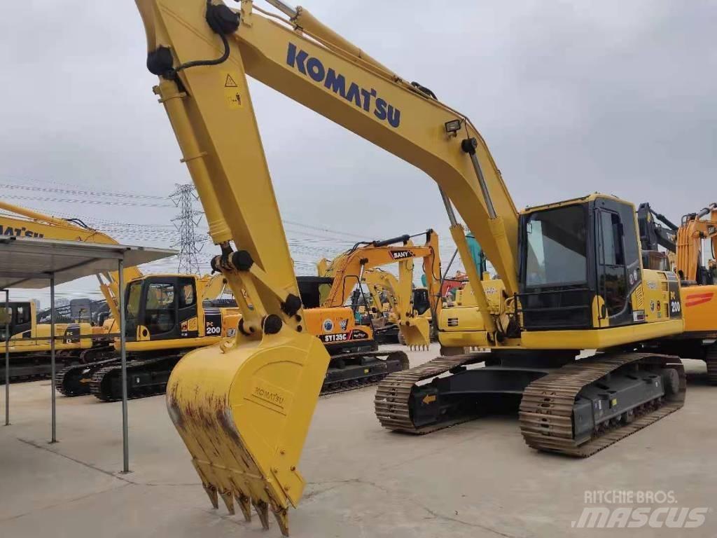 Komatsu PC 200 大型油圧ショベル12t以上（パワーショベル・ユンボ）