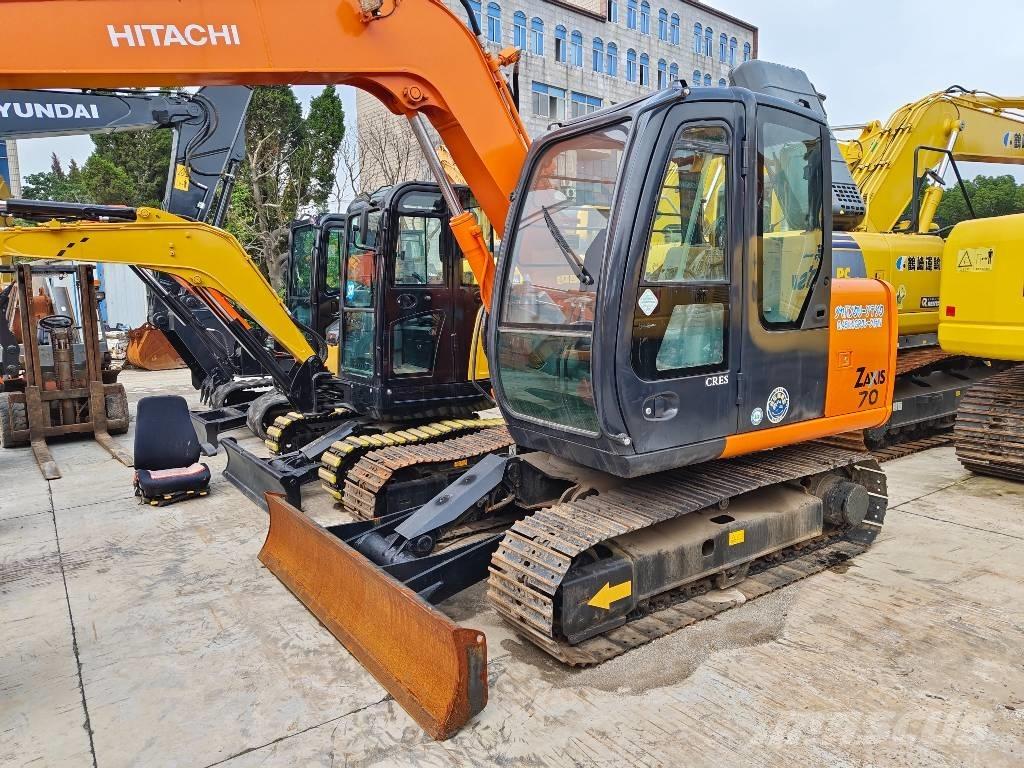 Hitachi ZX 70 中型油圧ショベル 7ｔ-12ｔ（ユンボ・パワーショベル・バックホー）