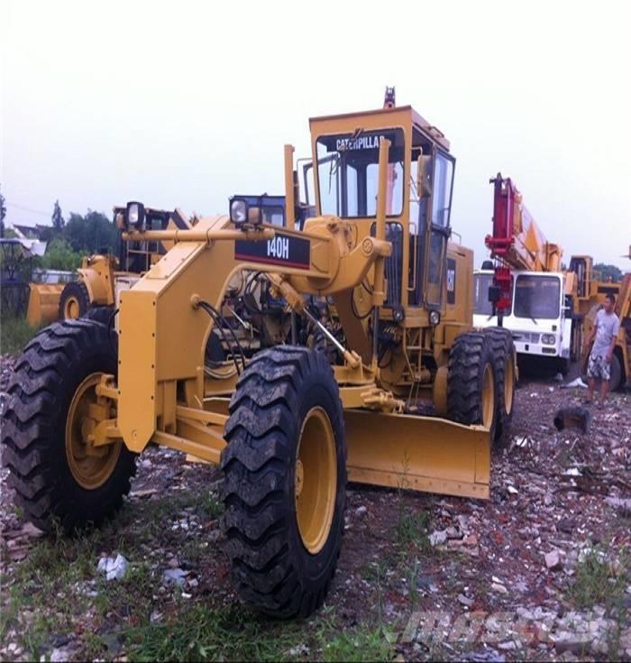 CAT 140 H II モーターグレーダー