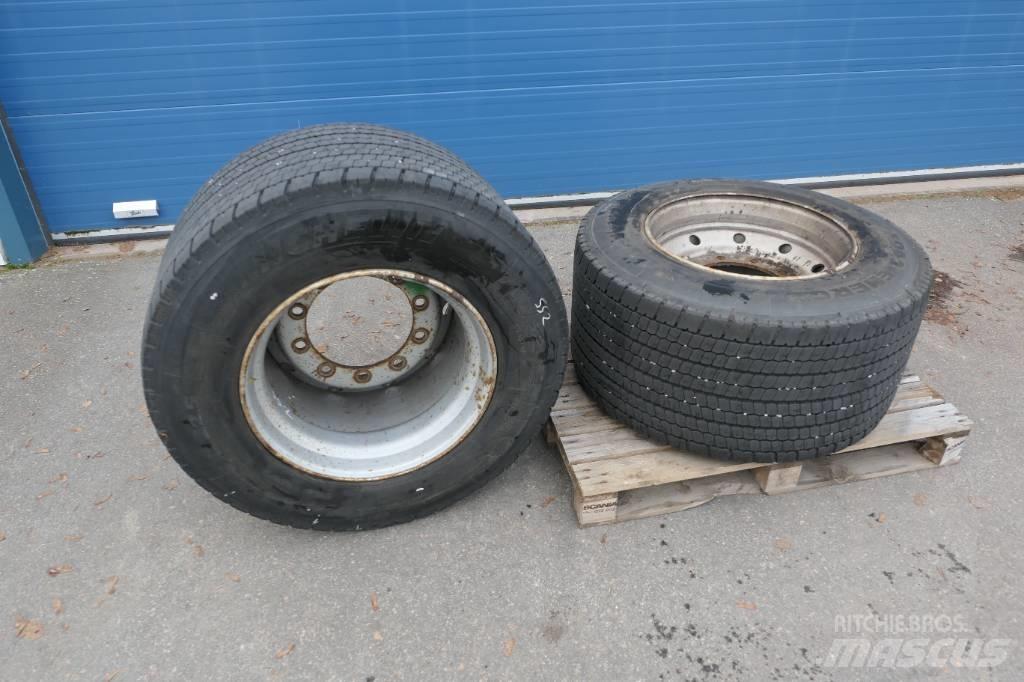 Michelin 495/45R22,5 タイヤ、ホイル、リム