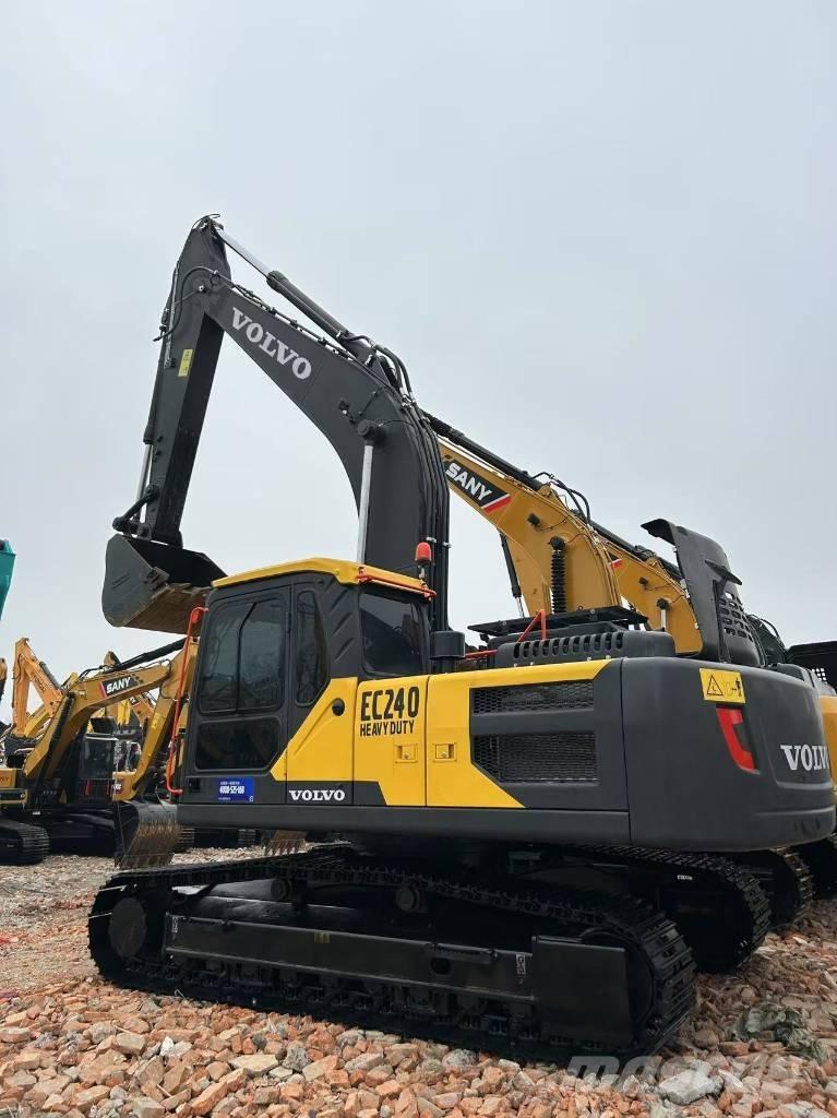 Volvo EC 240 大型油圧ショベル12t以上（パワーショベル・ユンボ）