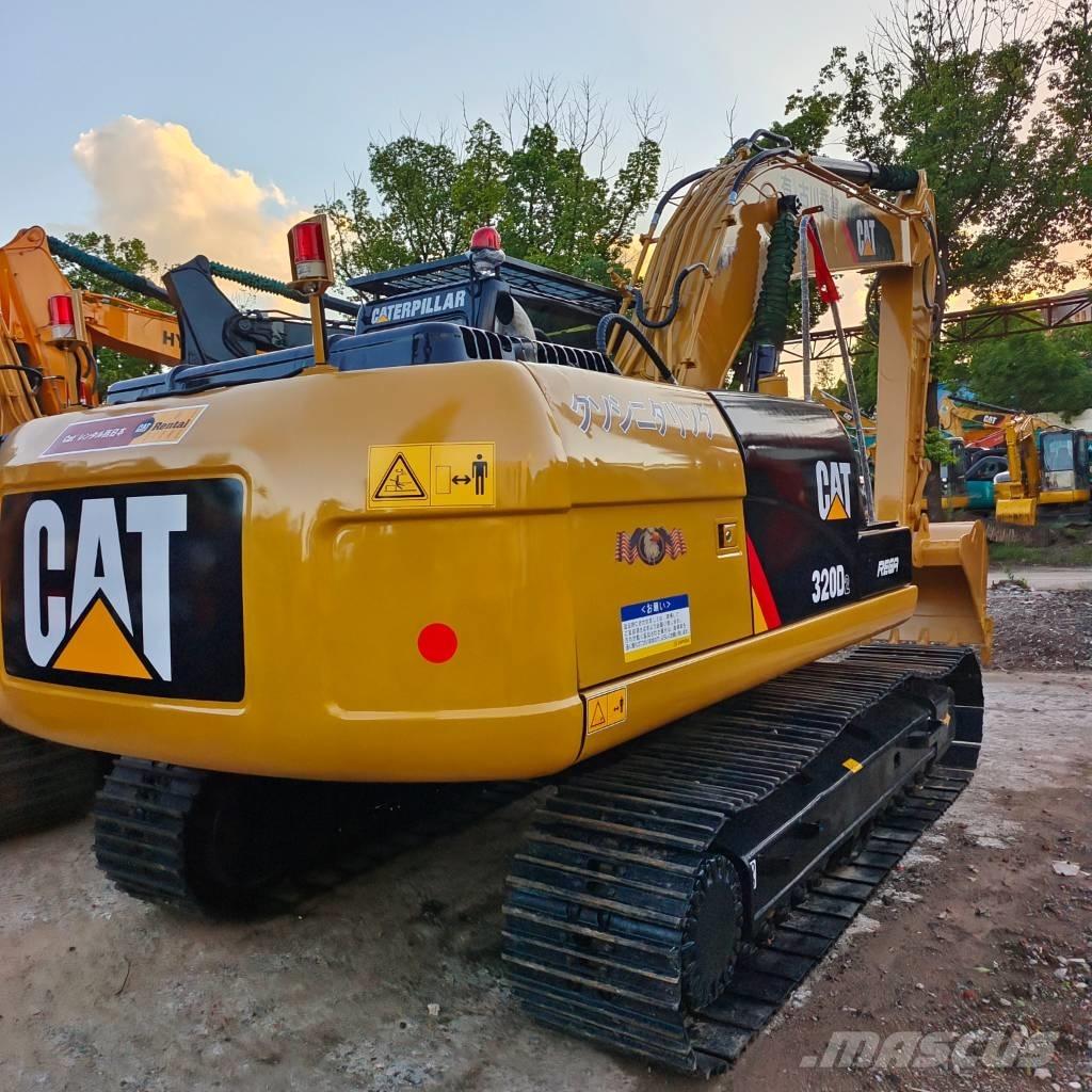 CAT 320 D 大型油圧ショベル12t以上（パワーショベル・ユンボ）